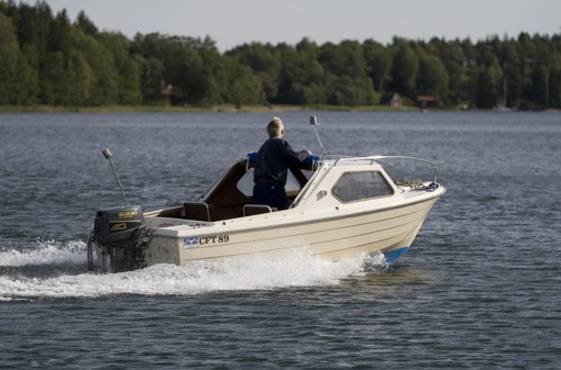 Hardtop båtar är odödliga designmässigt.