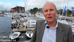 Gustav Morin filmar Claes Olivecrona hamnen.se på Flytande båtmässan i Stockholm