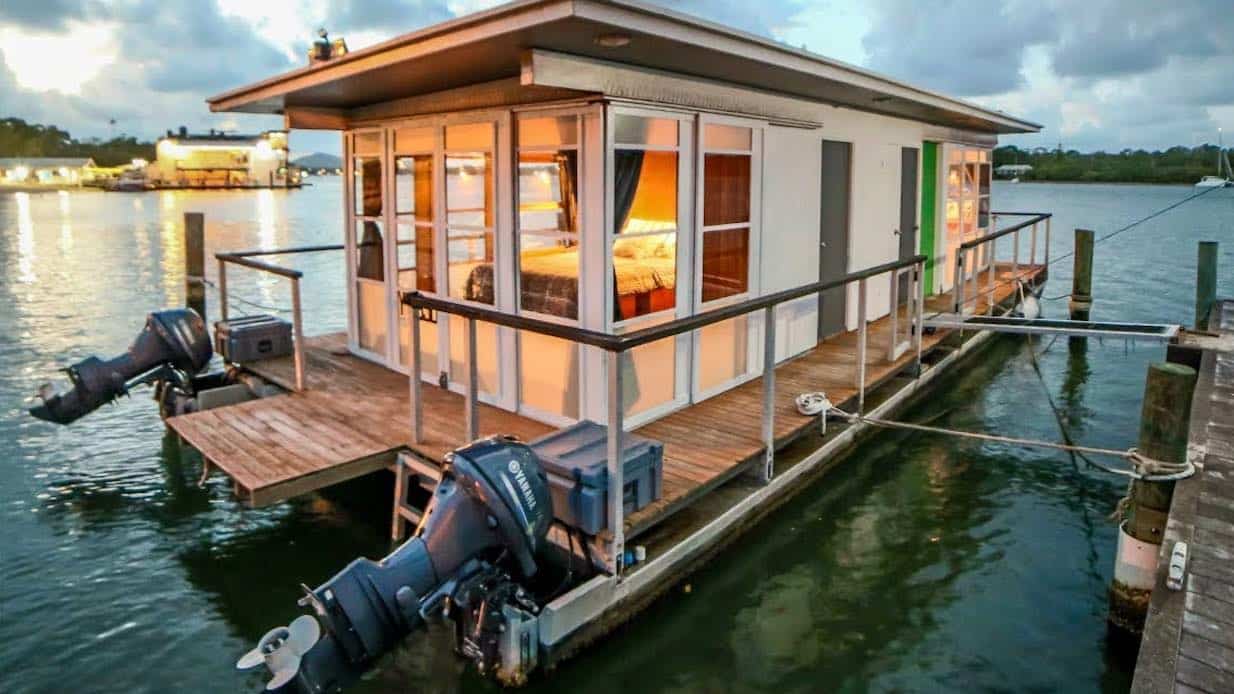 Spektakulart_2019_Homebuilt_houseboat_Homebuilt_houseboat