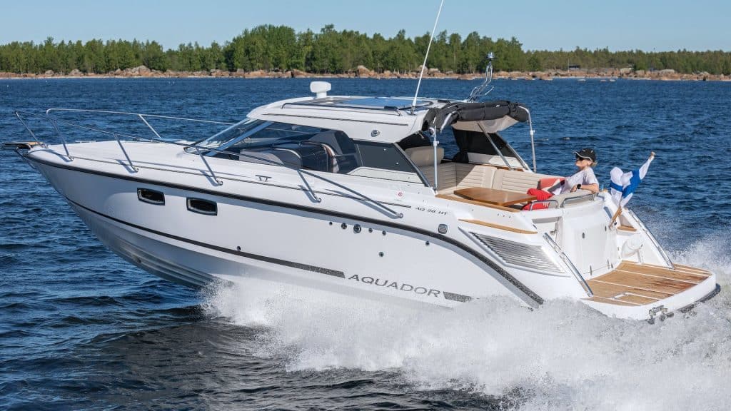 Aquador 28 HT – funktion, elegans och fräcka finesser!