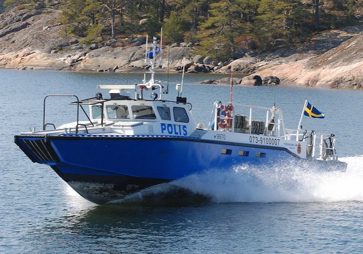 nyheter_2015_Sjofylleri_Polisbat